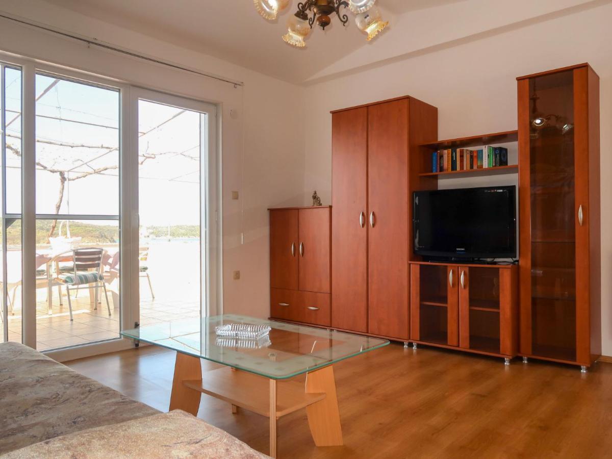 Apartment Katica-2 By Interhome Супетарска Драга Екстериор снимка